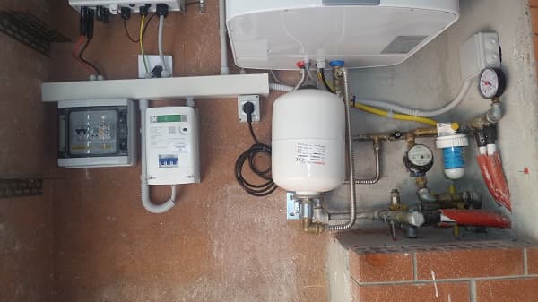 Installazione Impianto Fotovoltaico sul tetto piano di un appartamento