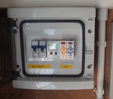 Installazione Impianto Fotovoltaico sul tetto piano di un appartamento