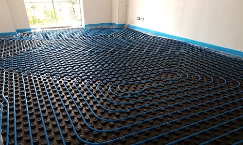 Riqualificazione di un vecchio cascinale per eliminare completamente il gas