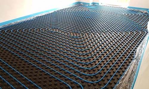 Riqualificazione di un vecchio cascinale per eliminare completamente il gas