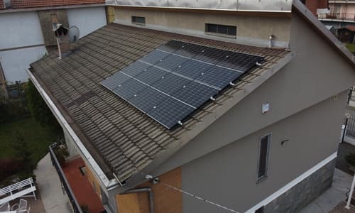 Impianto Fotovoltaico a massima resa su tetto a due falde