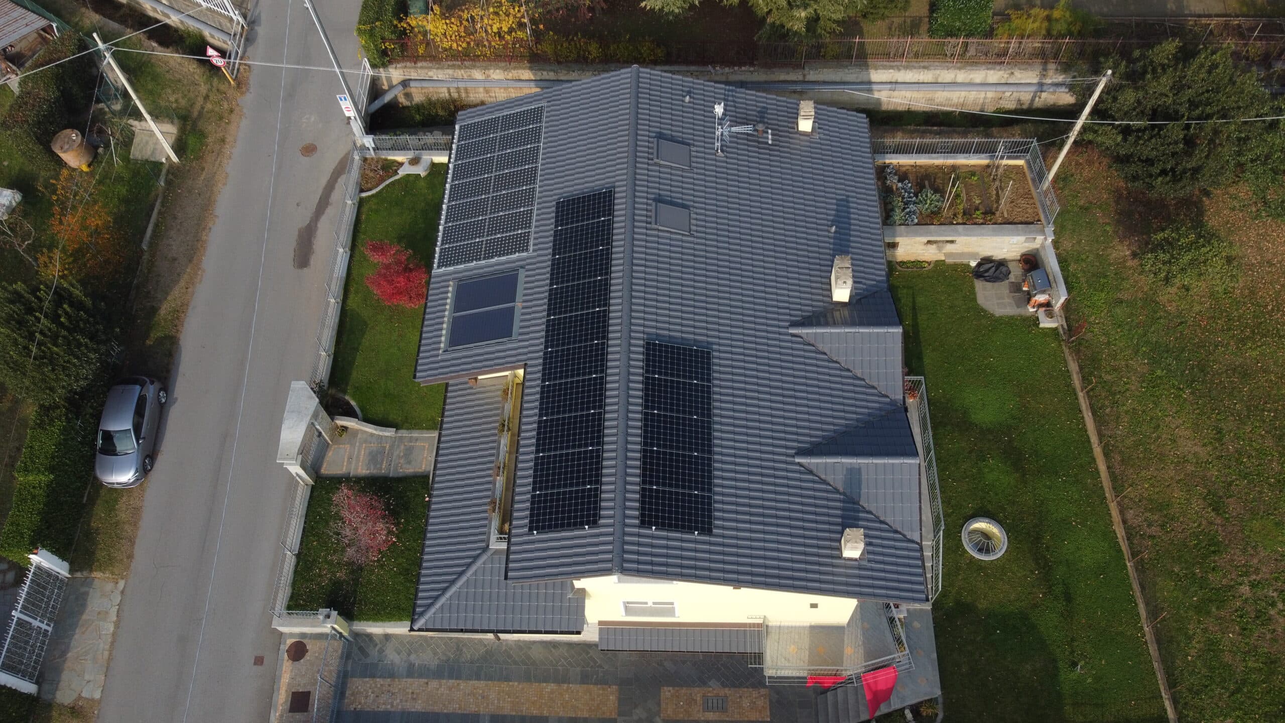 Installazione nuovo Impianto Fotovoltaico più potente in abbinamento a quello già esistente