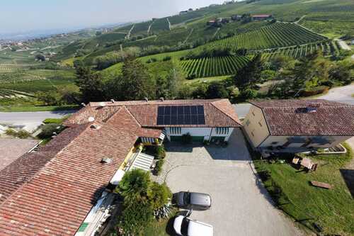 Installazione Impianto Fotovoltaico su un tetto in vecchi coppi