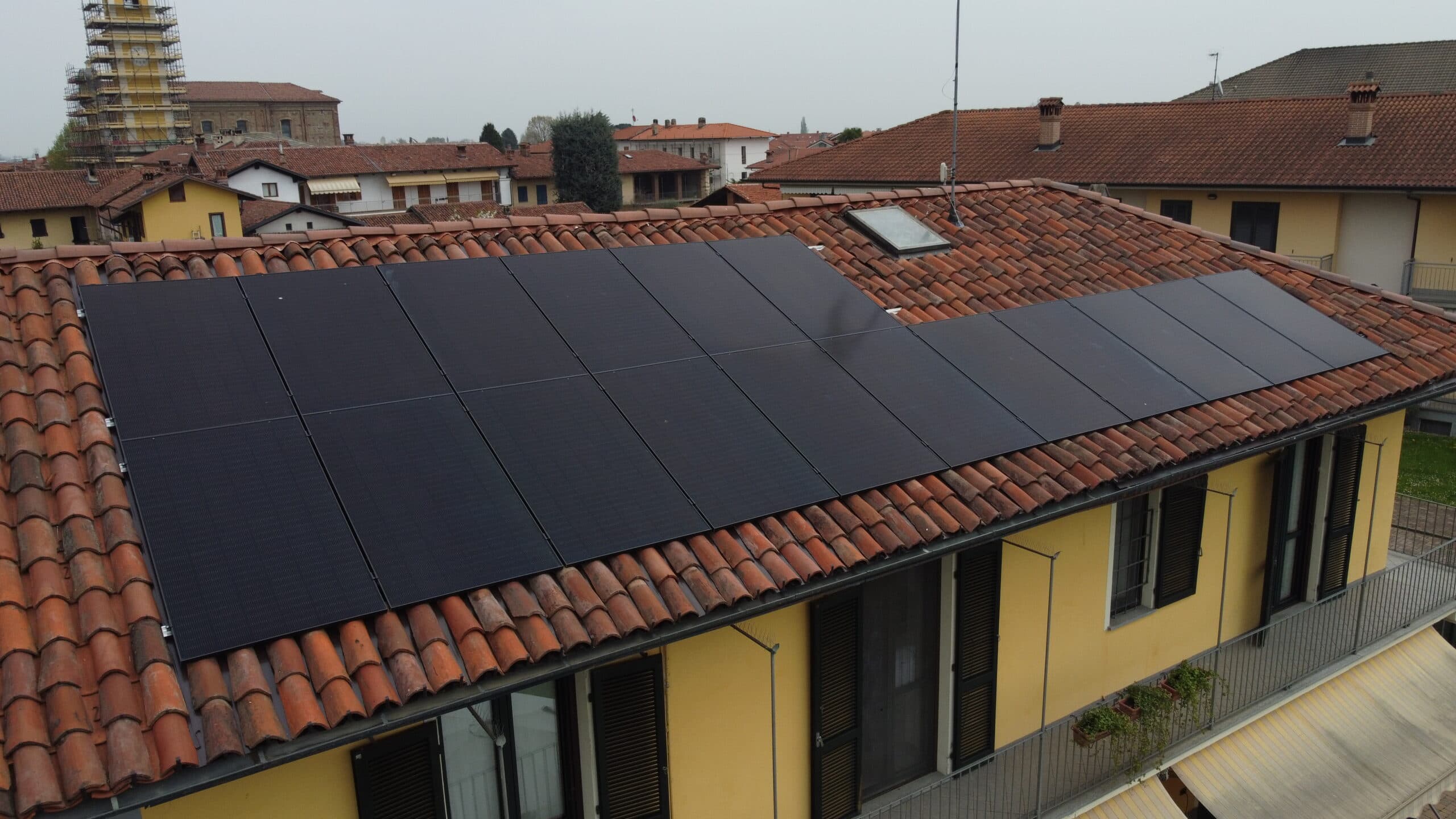 Impianto fotovoltaico SUNPOWER integrato a Buriasco (TO)