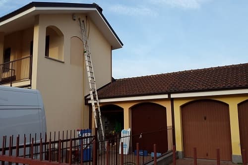 Riqualificazione energetica con insufflaggio del sottotetto di un fabbricato civile
