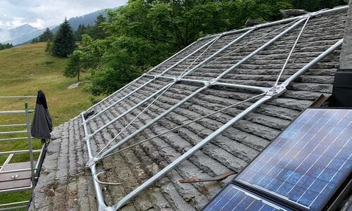 Realizzazione Impianto Fotovoltaico OFF GRID ad ISOLA su tetto in pietra