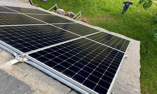 Realizzazione Impianto Fotovoltaico OFF GRID ad ISOLA su tetto in pietra
