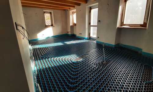 Installazione Pompa di Calore su pavimento radiante in montagna