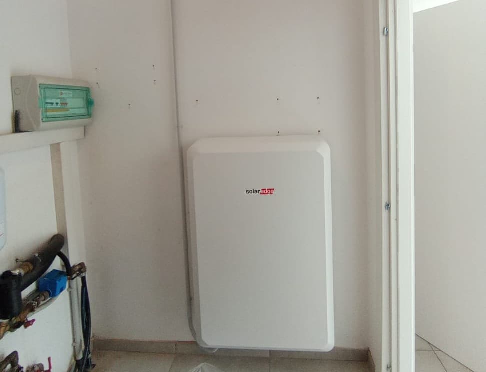 Riqualificazione di un vecchio cascinale per eliminare completamente il gas