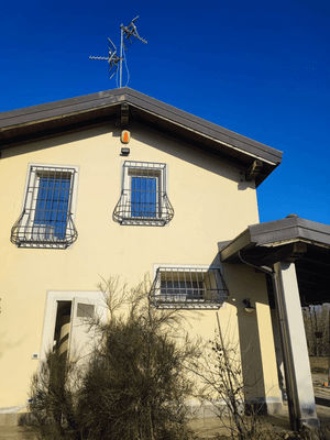 Installazione stazione di ricarica e Impianto Fotovoltaico con accumulo