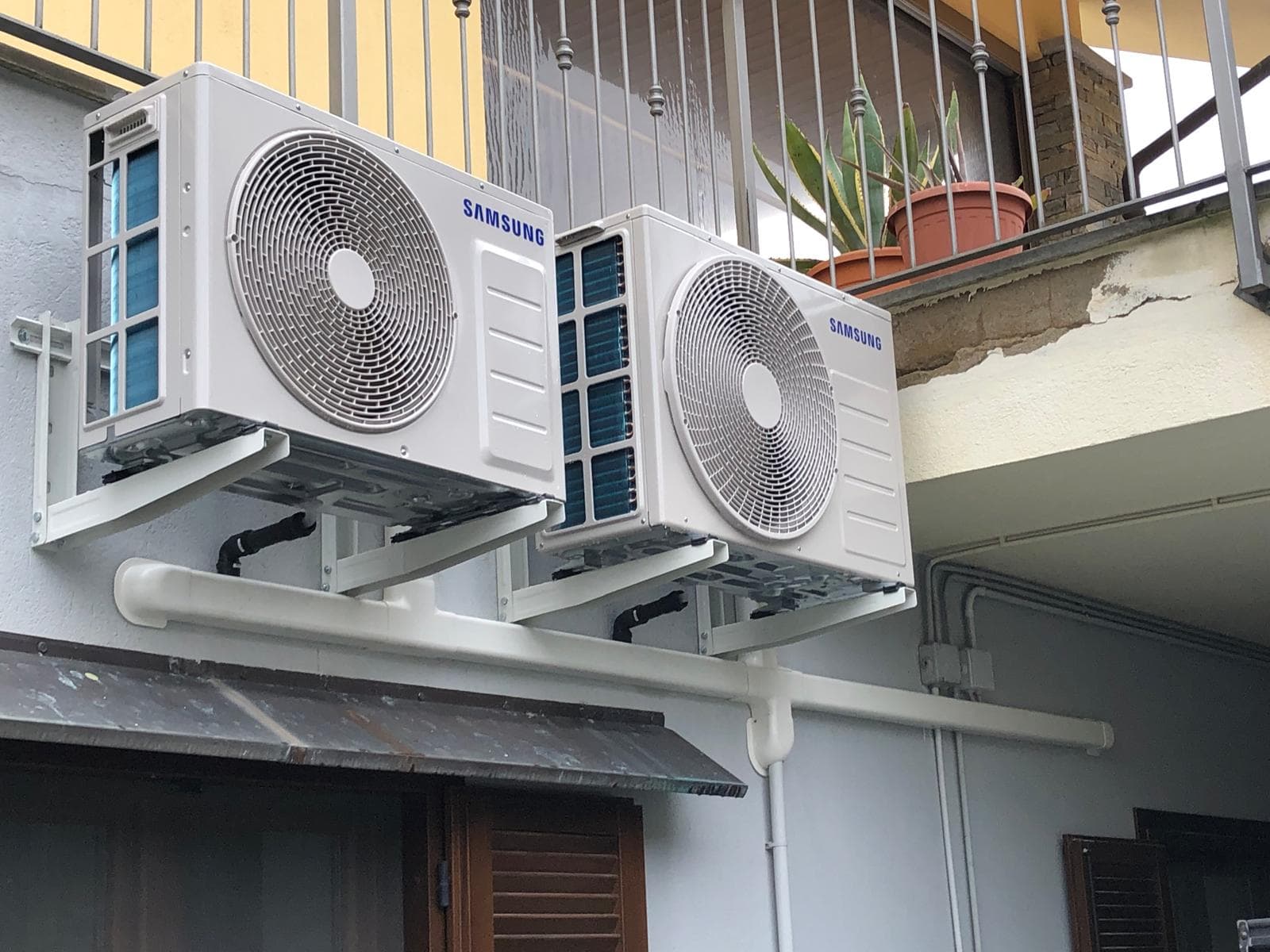 Impianto fotovoltaico SUNPOWER ed ENPHASE a Pinerolo (TO)