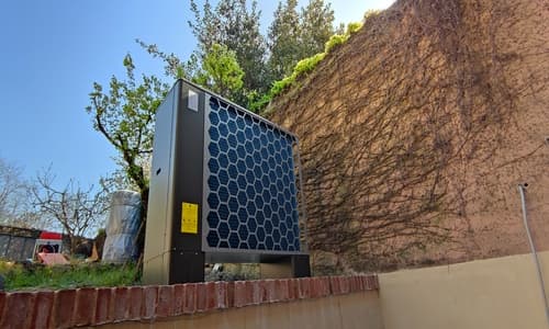 Installazione pompa di Calore per riscaldamento a termosifoni