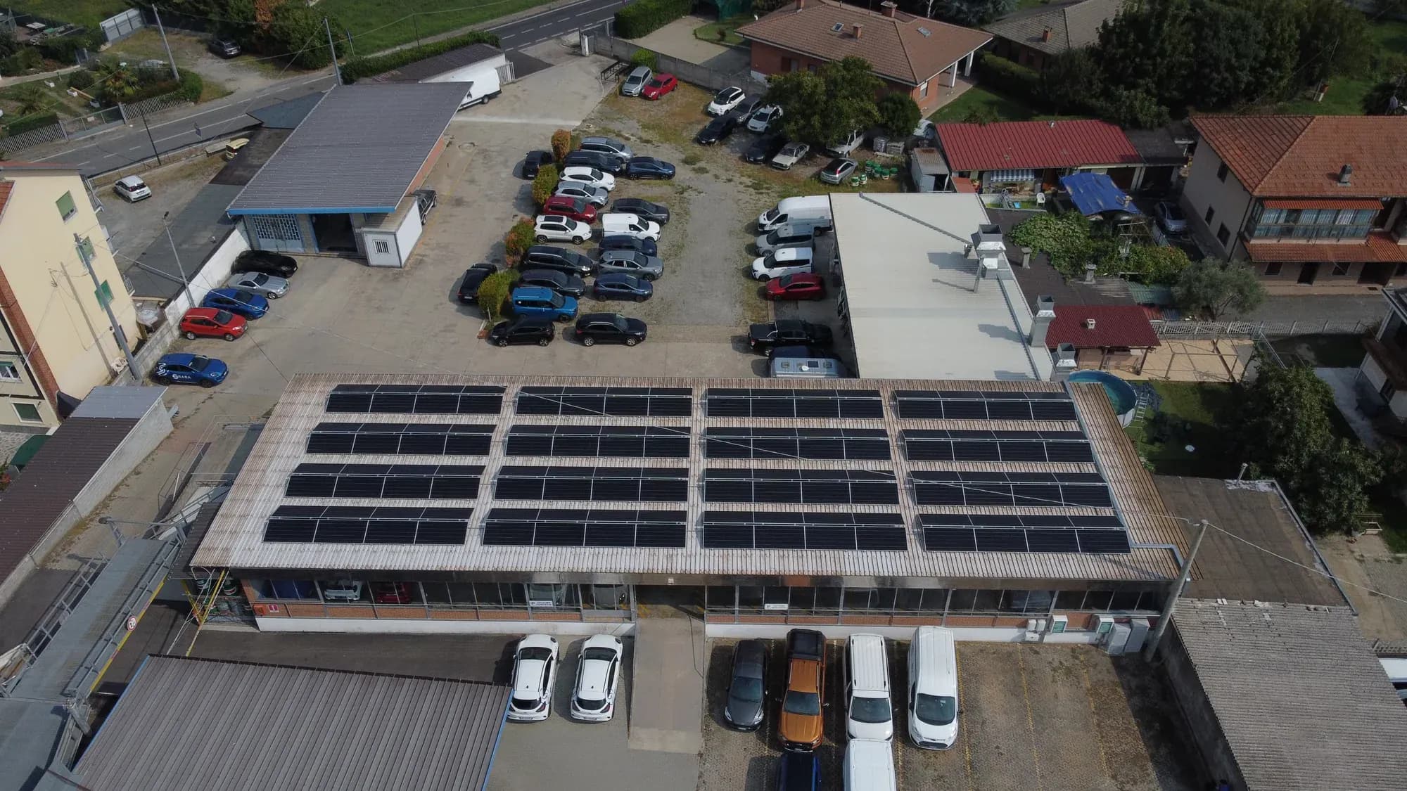 Impianto fotovoltaico da 70,4 kWp sul tetto Ford Sara a Frossasco